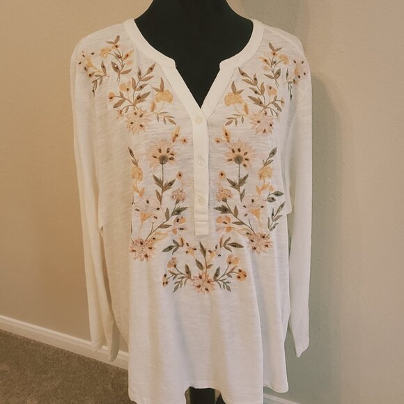 Women's Winter Garden Embroidered Long Sleeve Blouse 100% Cotton Size 3X. - Picture 2 of 13